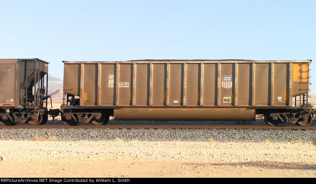 WB Loaded Coal Hooper Frt at Erie NV W-Pshr -86